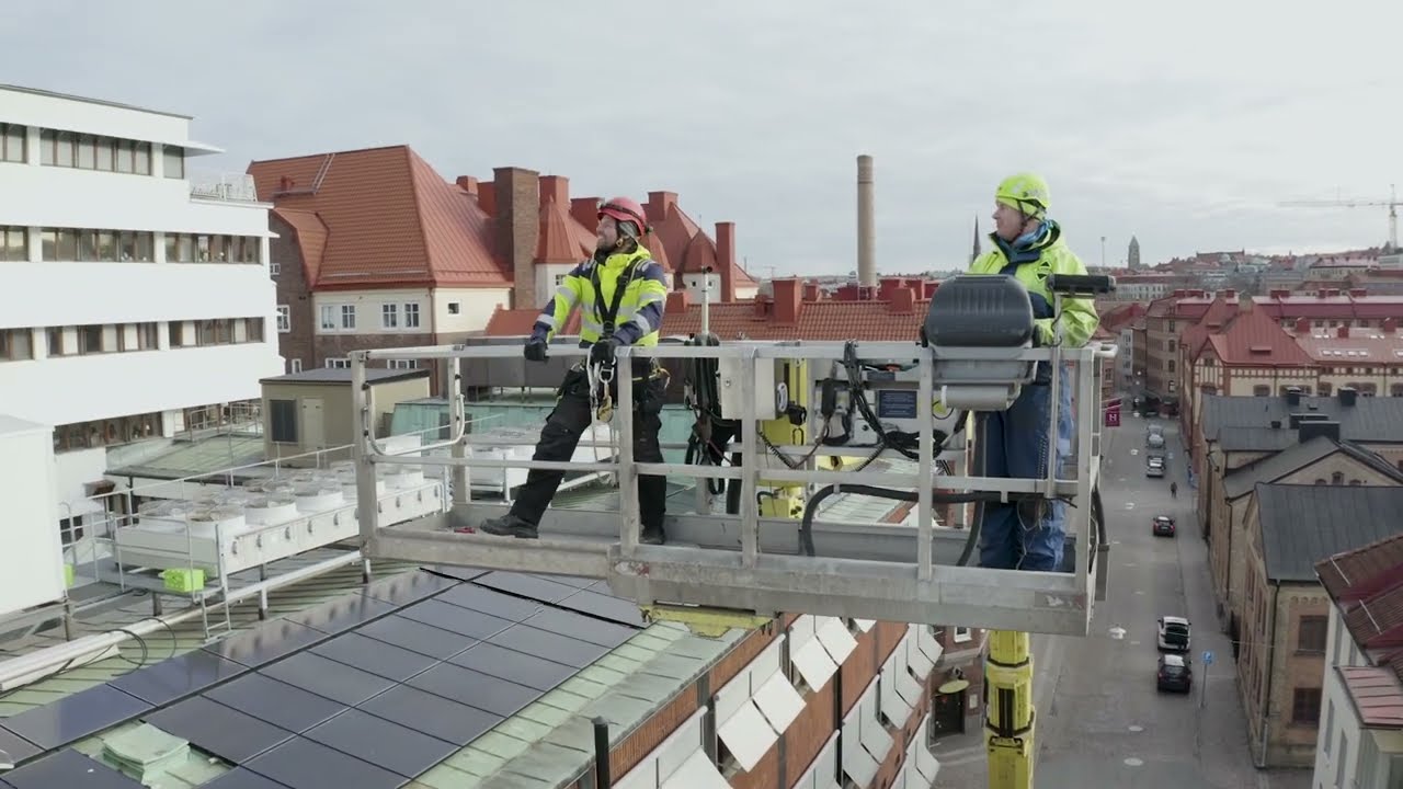 Construction of 5G mast