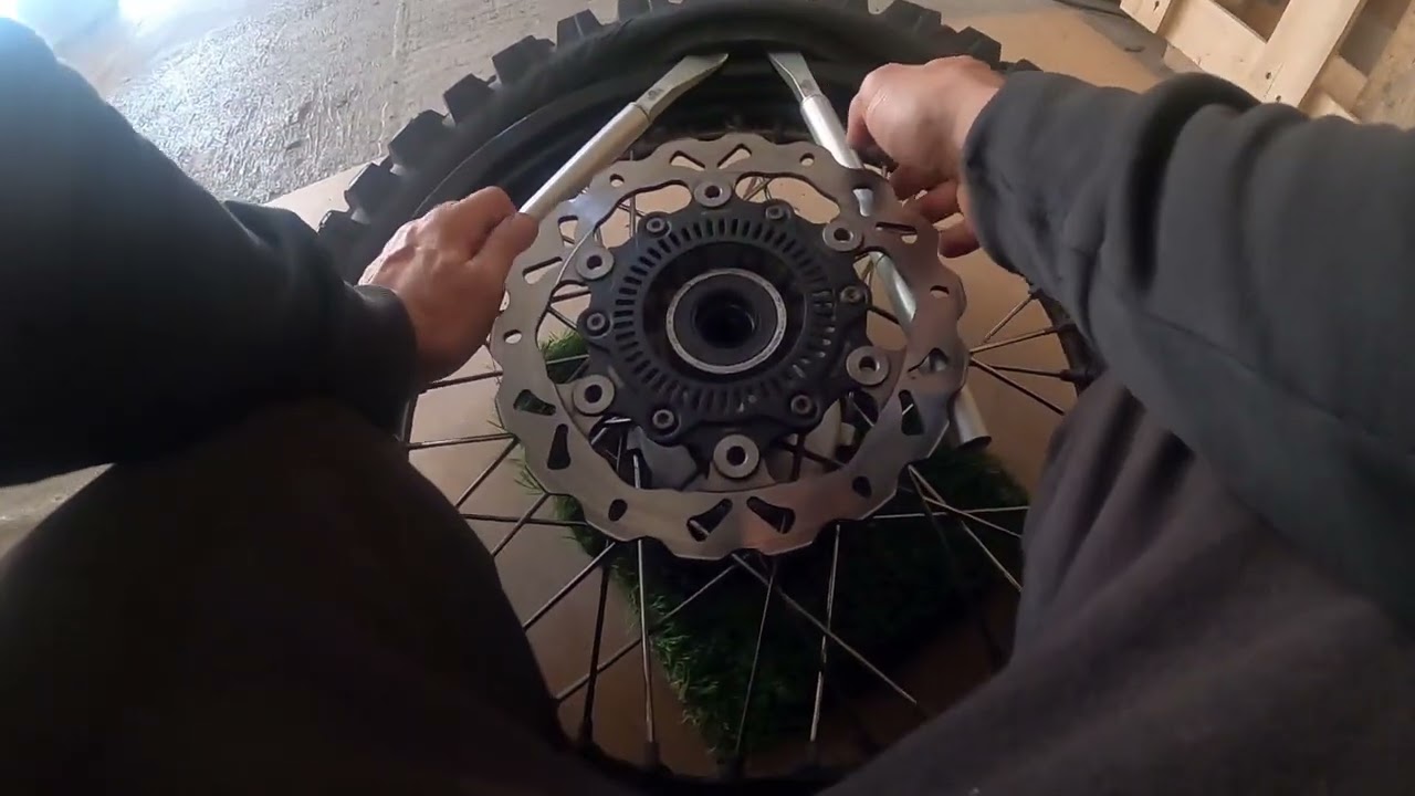 Noob Mechanic: Check Husky after Iceland trip Part 1