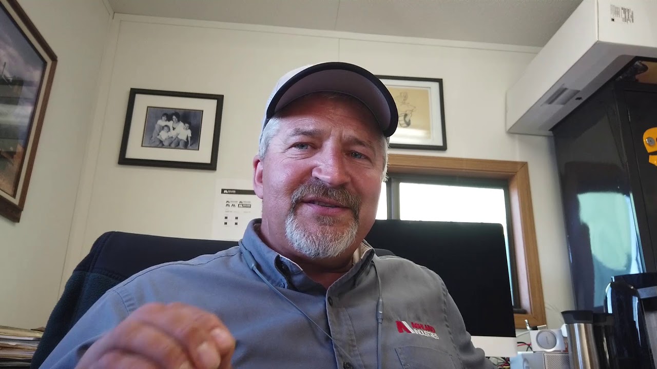 Case IH Steiger CVX vs. Powershift running scrapers