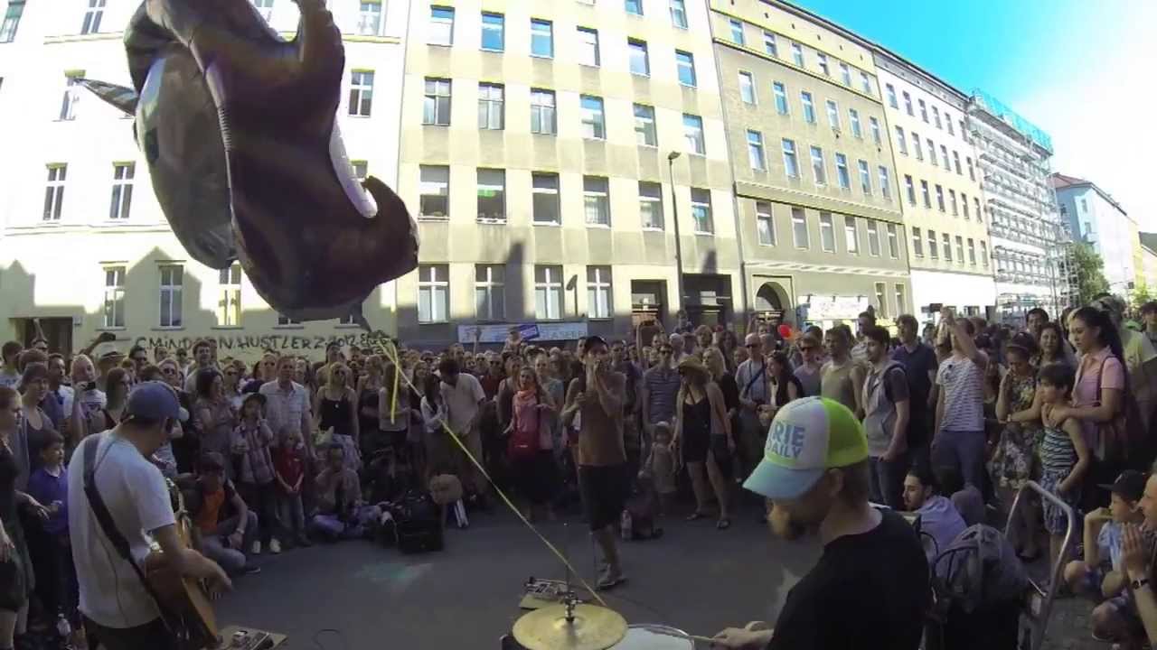 OHRBOOTEN LIVE AUTOBAHN 2013 auf dem Karneval der Kulturen
