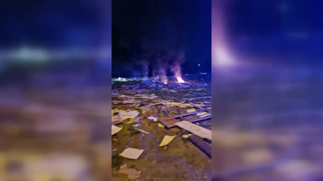 Esplode falò a Taranto: ci sono feriti, anche bambini