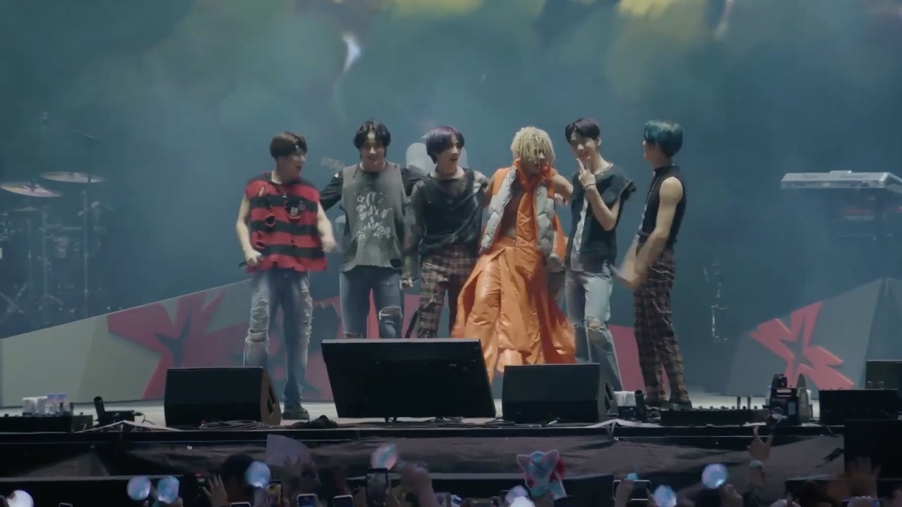 TXT 'Valley of Lies(feat. iann dior)' @ Lollapalooza 2022