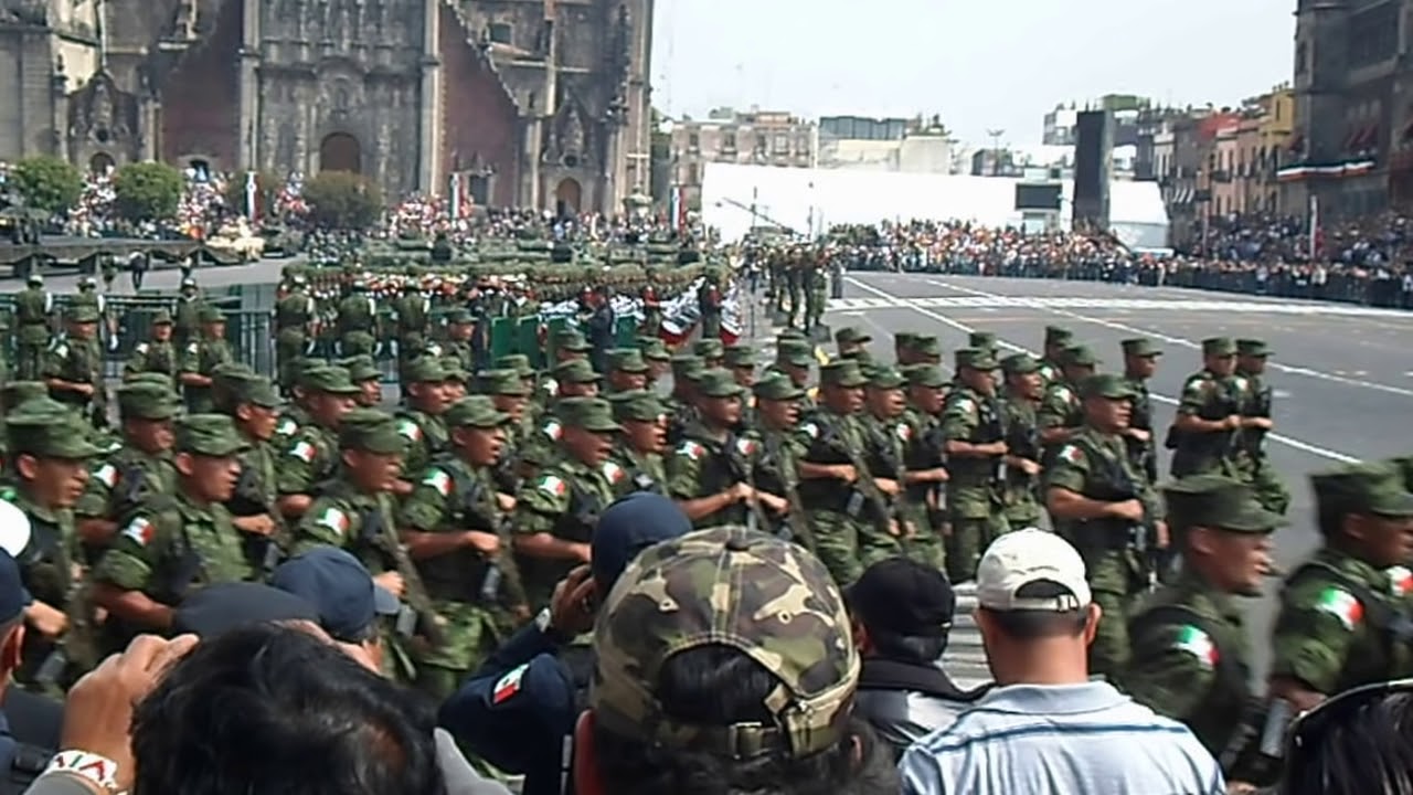 Banda de Guerra Monumental del Ejercito Mexicano (7)