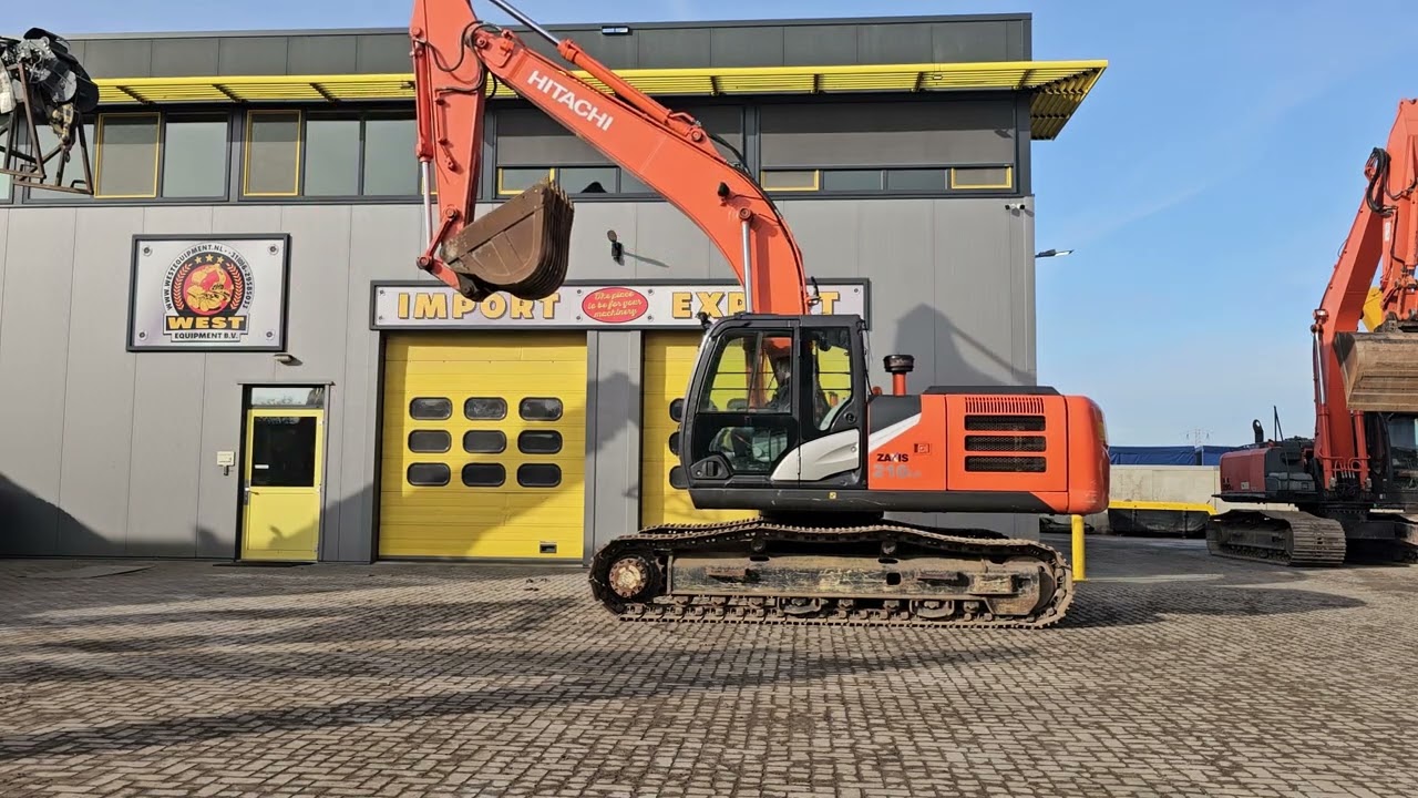 2022 Hitachi ZX220LC