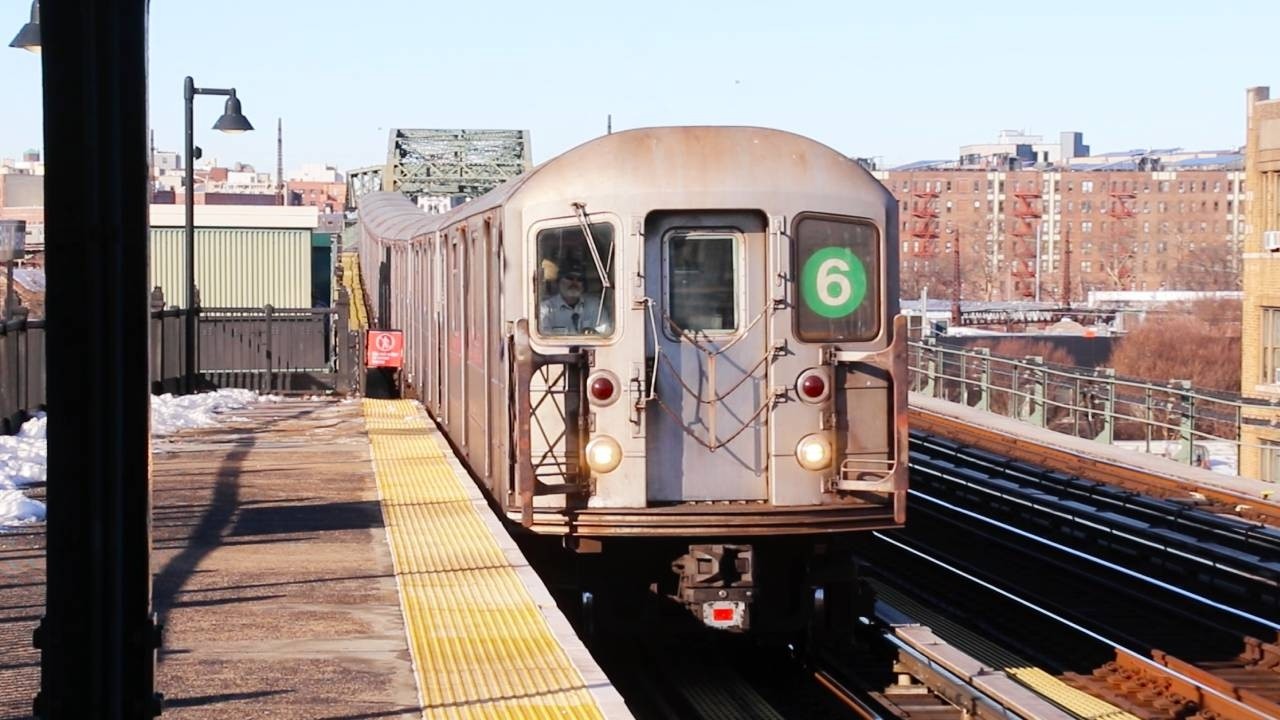 NYCT Subway: R62A (6) Train at Elder Avenue