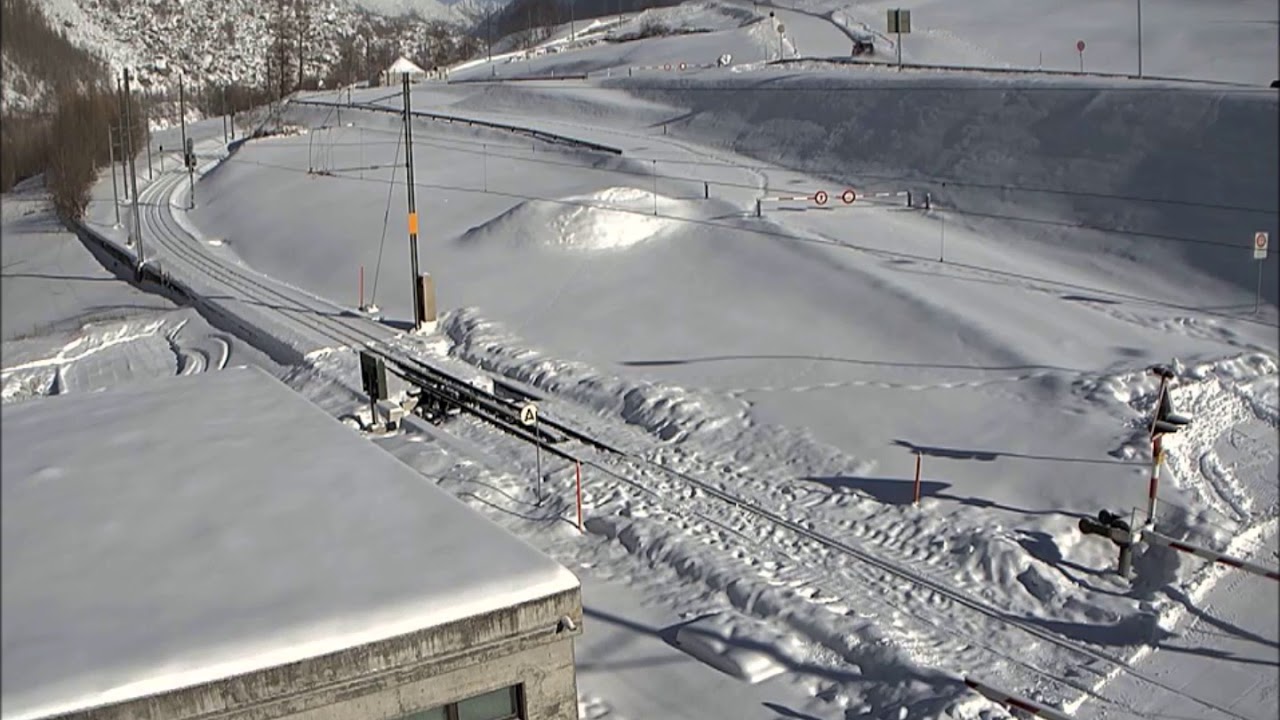 Avalanche Randa Matterhorn Gotthard Bahn 4 Feb 2019