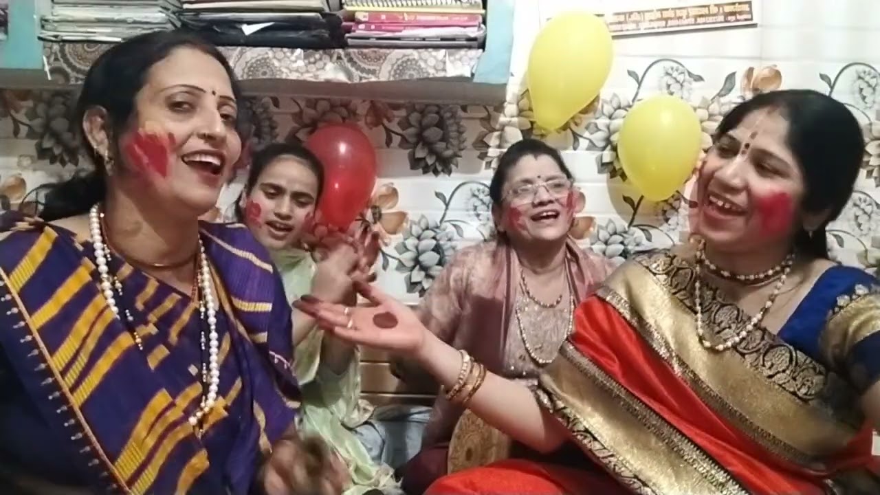 नंद बाबा का छोरा देखो ले वालों की टोली बरसाने में खेले होली 🙏🙏🎈🎈