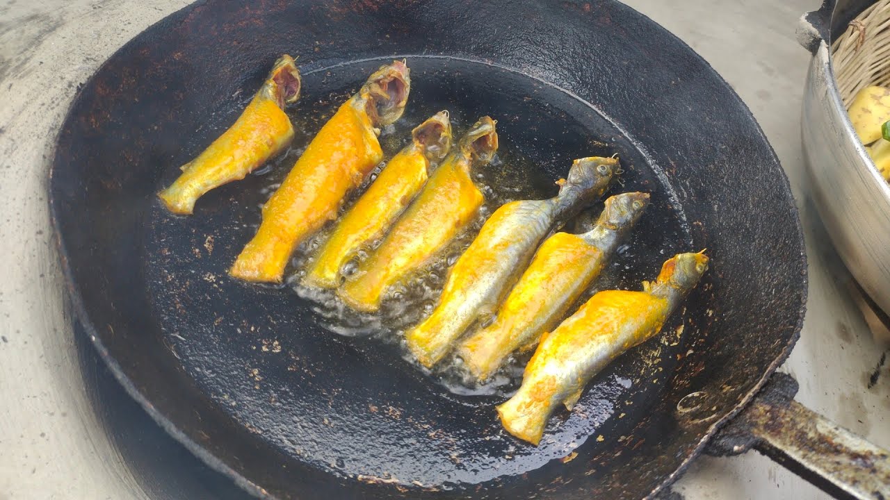 দেশি শিম আলু দিয়ে দেশি ট্যাংরা মাছ ঝোল #cooking video 