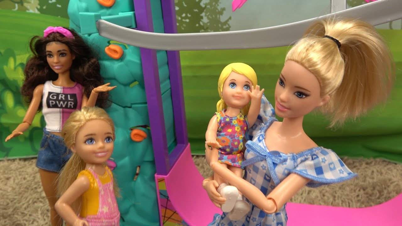 Barbie Sister Chelsea and Friends Summer Camp Fun
