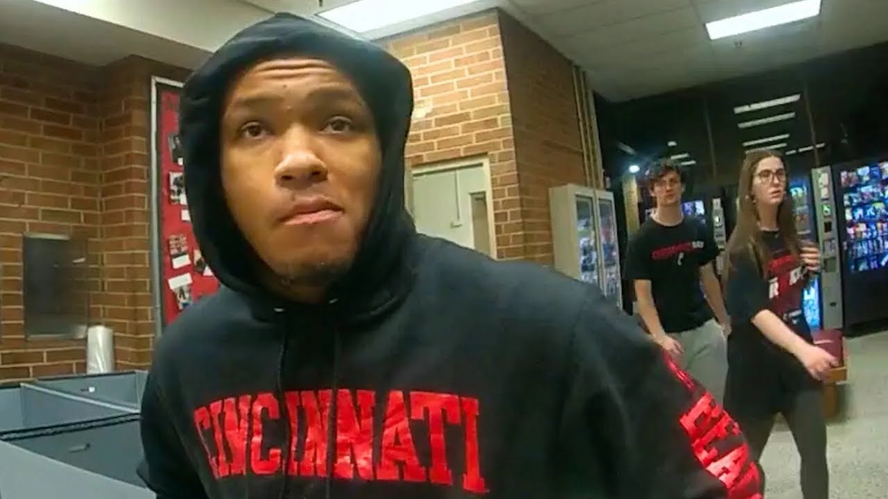 Police Step In When Creep Won&rsquo;t Leave Girl Alone (Uncut)