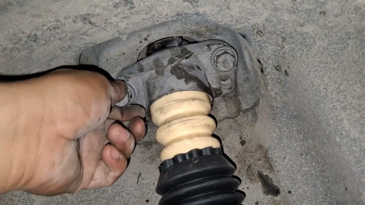 VW VENTO O POLO COMO CAMBIAR AMORTIGUADORES TRASEROS.