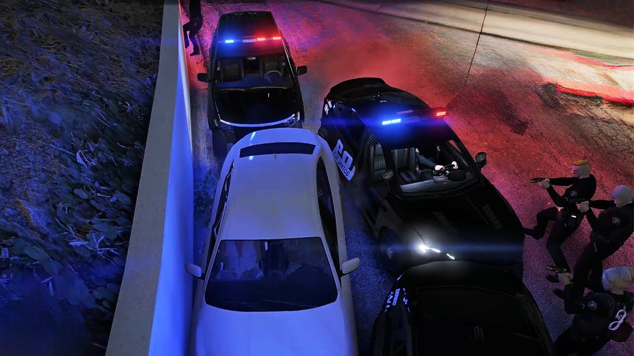 Ramee's Experience with PD's Special New Wall Slam Maneuver | Nopixel 4.0 | GTA | CG