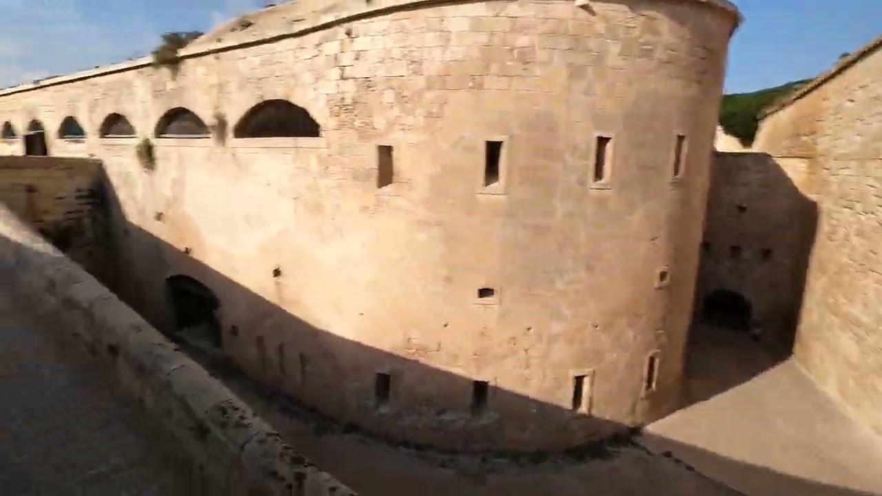 MENORCA - FORTALEZA DE LA MOLA.  ( EXTENSO RECORRIDO )