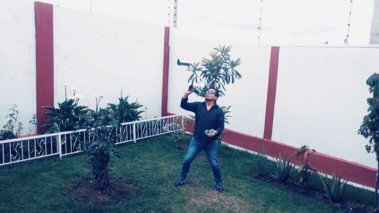 Cocteleria Acrobatica - Training Flair