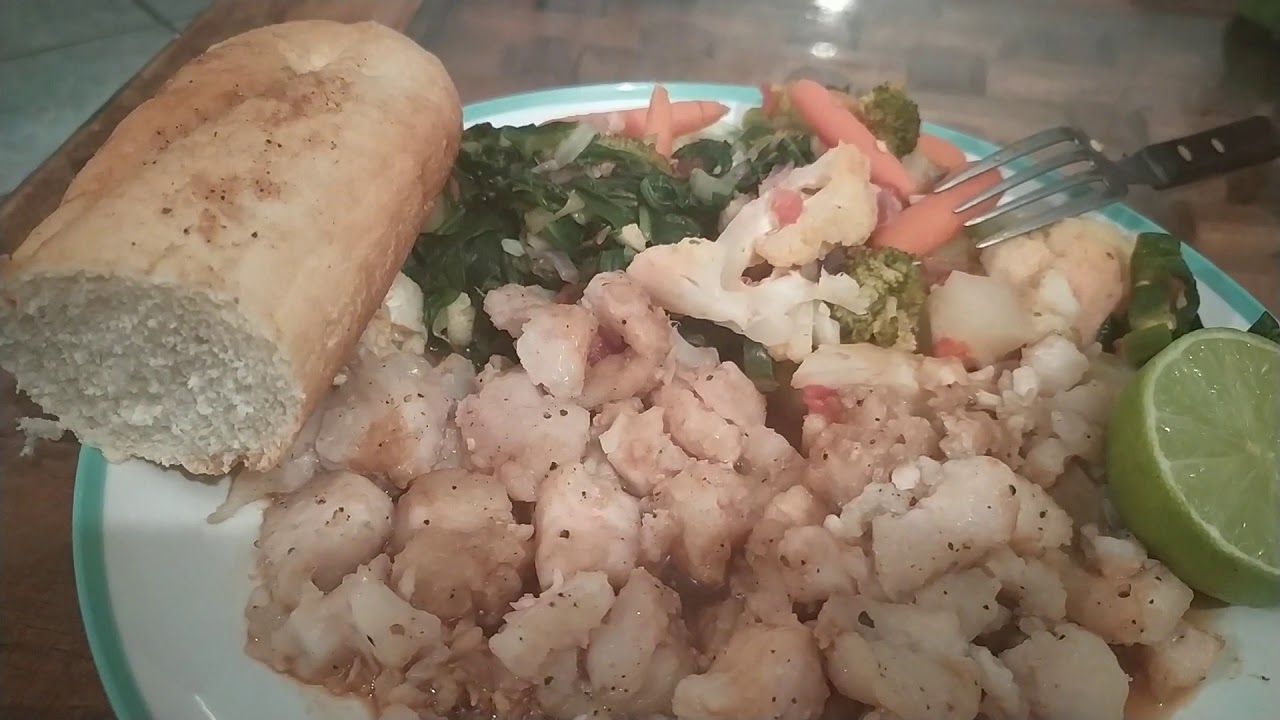 Una sana comida con pescado y verduras al vapor, Cotidiano399