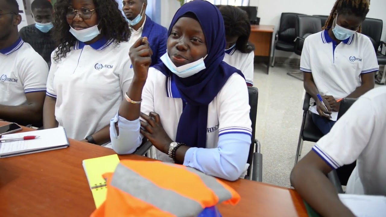 Visite pédagogique des Étudiants de HECM à DANGOTE CEMENT SENEGAL