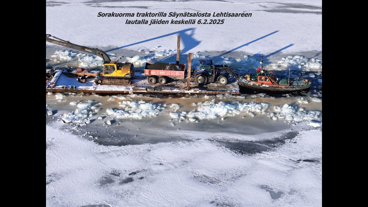 Sorakuorma traktorilla Säynätsalosta Lehtisaareen lautalla jäiden keskellä 6.2.2025 #jyväskylä