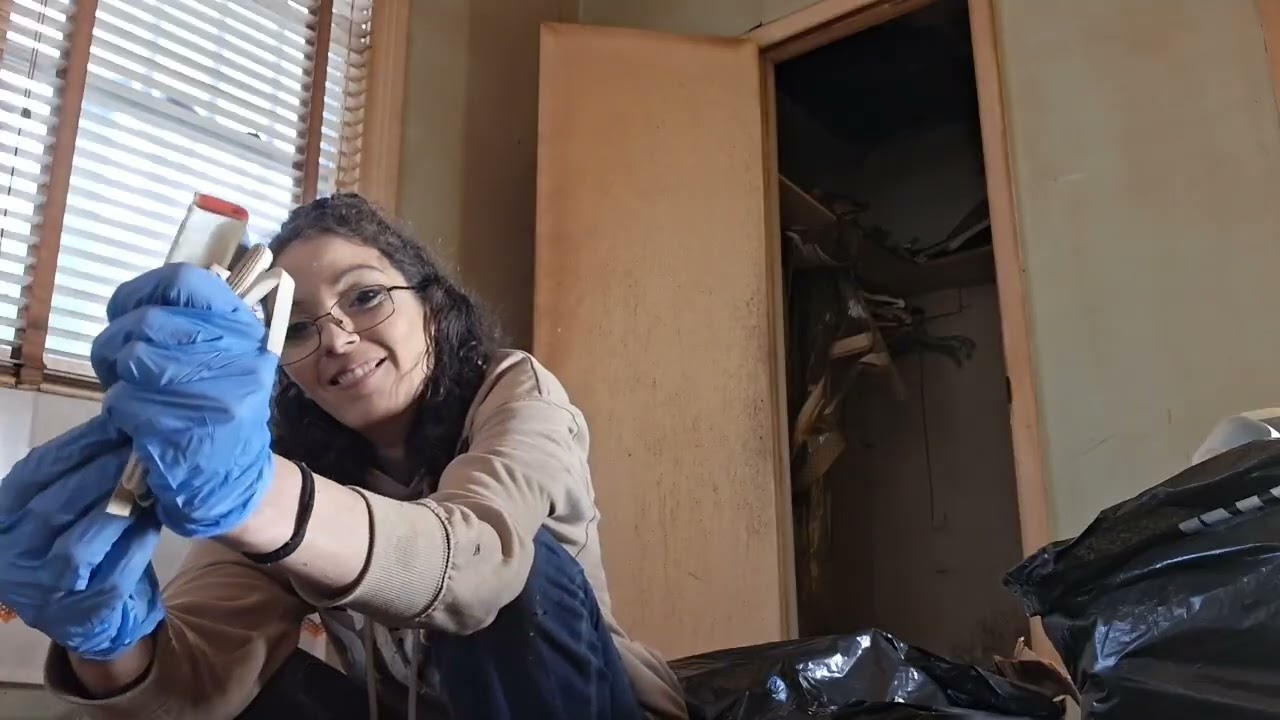 This Closet Hadn't Been Cleaned in 40 Years | Abandoned House Cleanup Pt.2