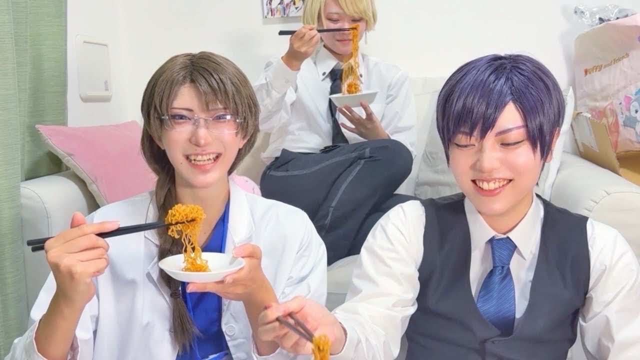けいちゃんは激辛ペヤングを食べたいらしい