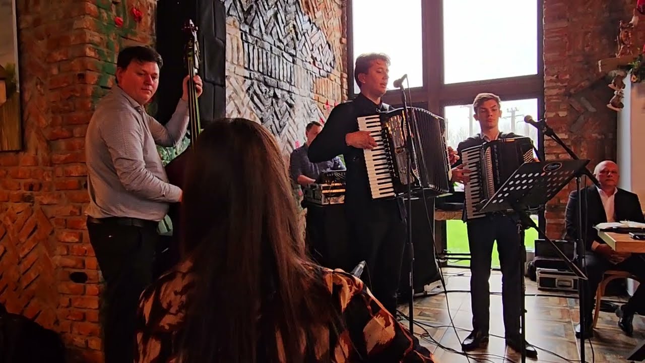 Flavius & Dănuț Niculcea  & Riccardo Tănase  - Dragostea ta sa le-o dai