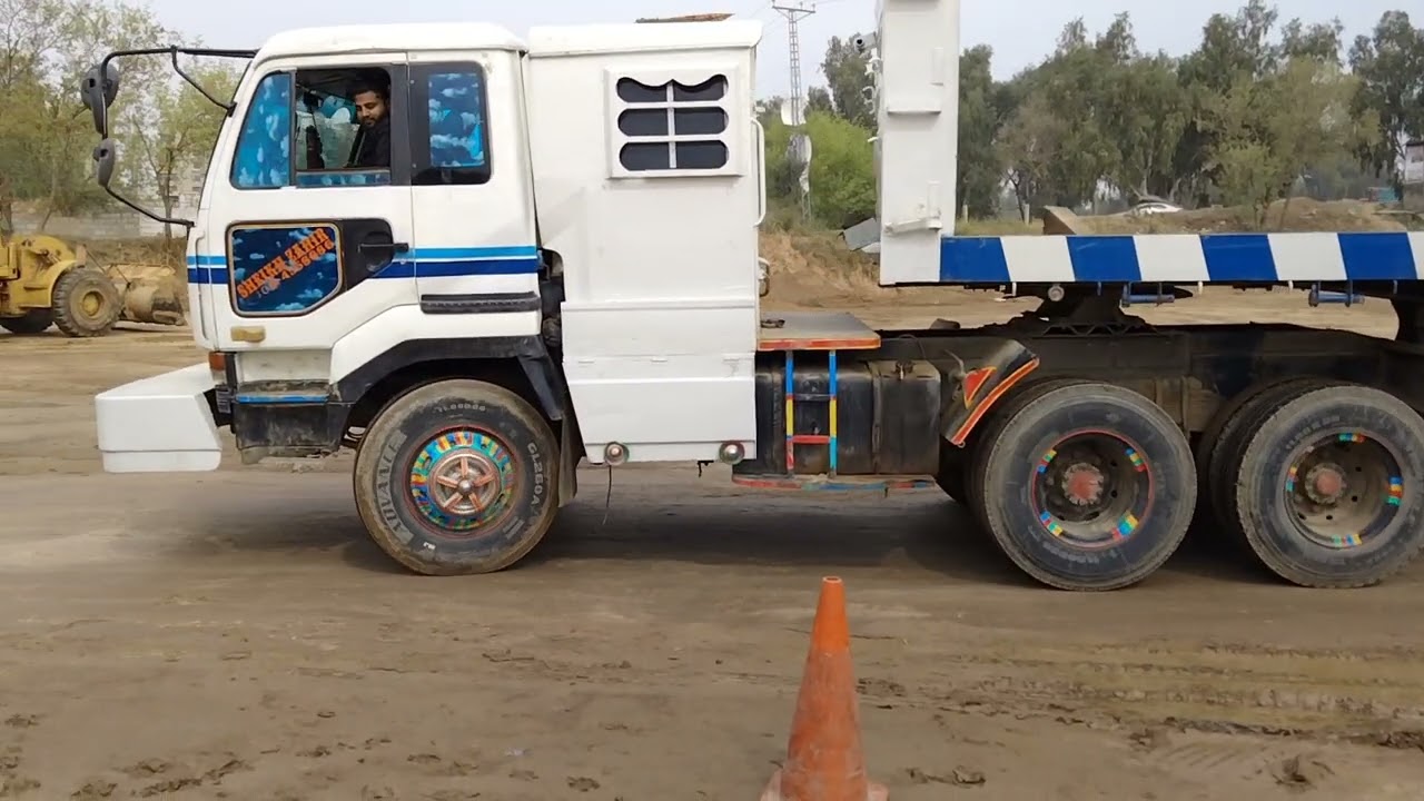 How to Reverse Truck Trailer Training | Backing | HTV | New Driver Pakistan|