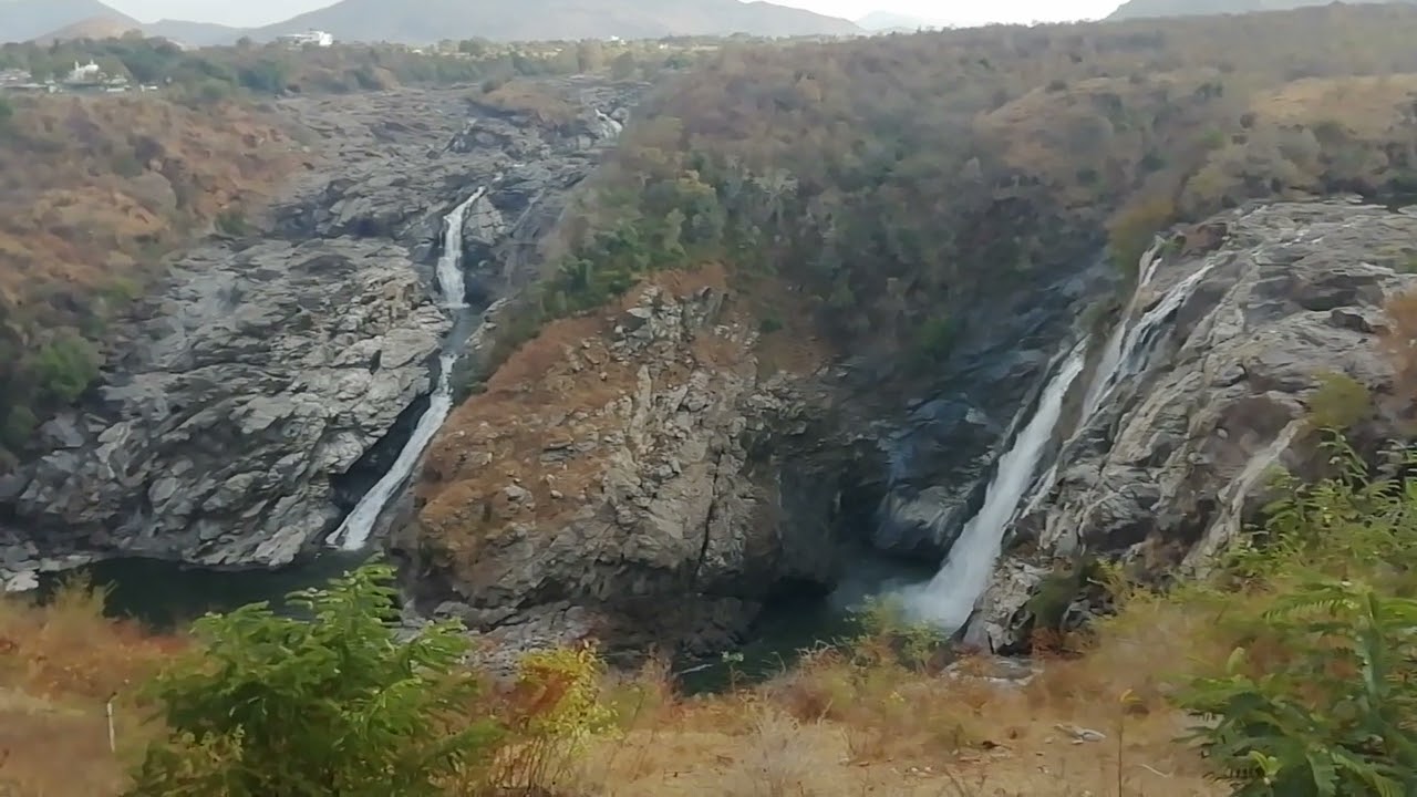 Natural fals