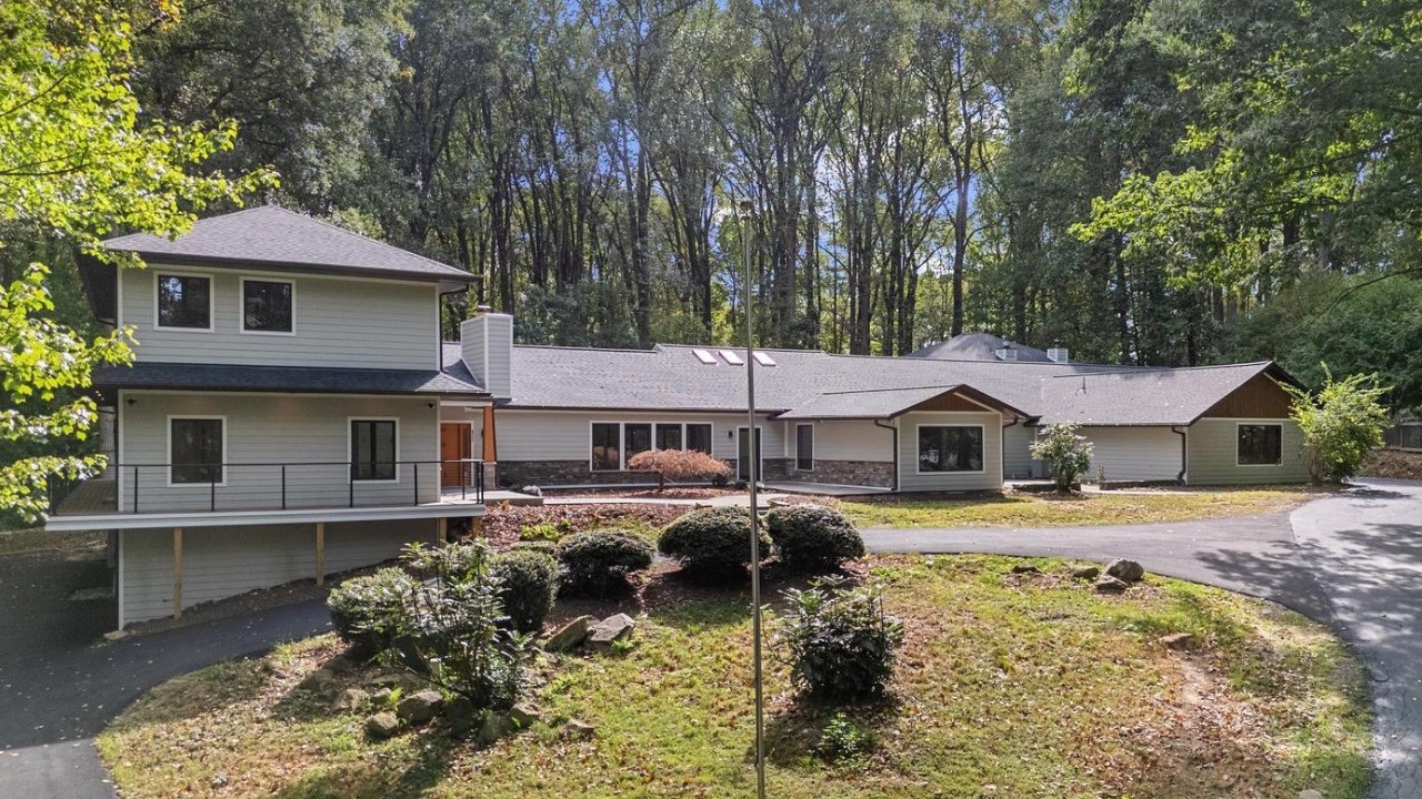 Mid Century Modern House Tour In Northern Virginia!