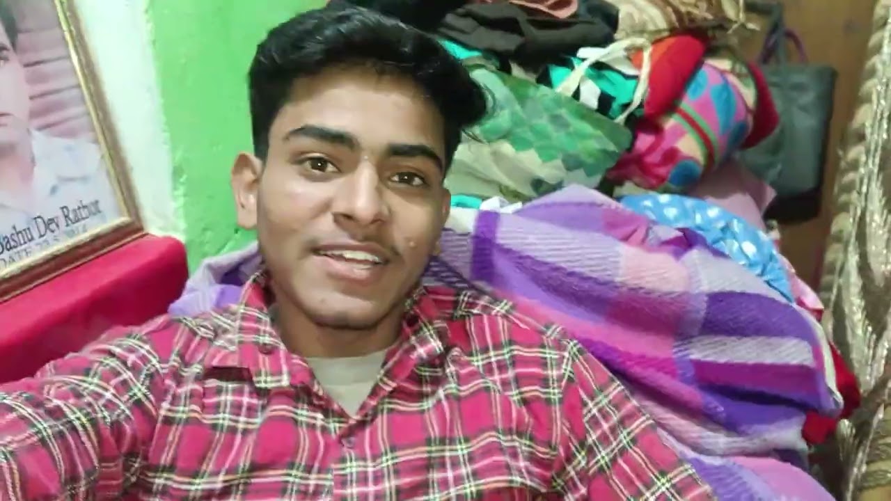 Radhika Masti kar rahi hai 🤣🤣😂