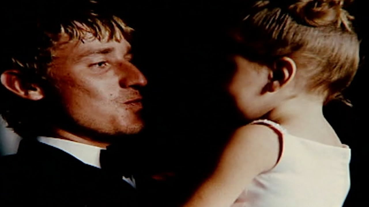 Charges dropped against father in Riley Fox case