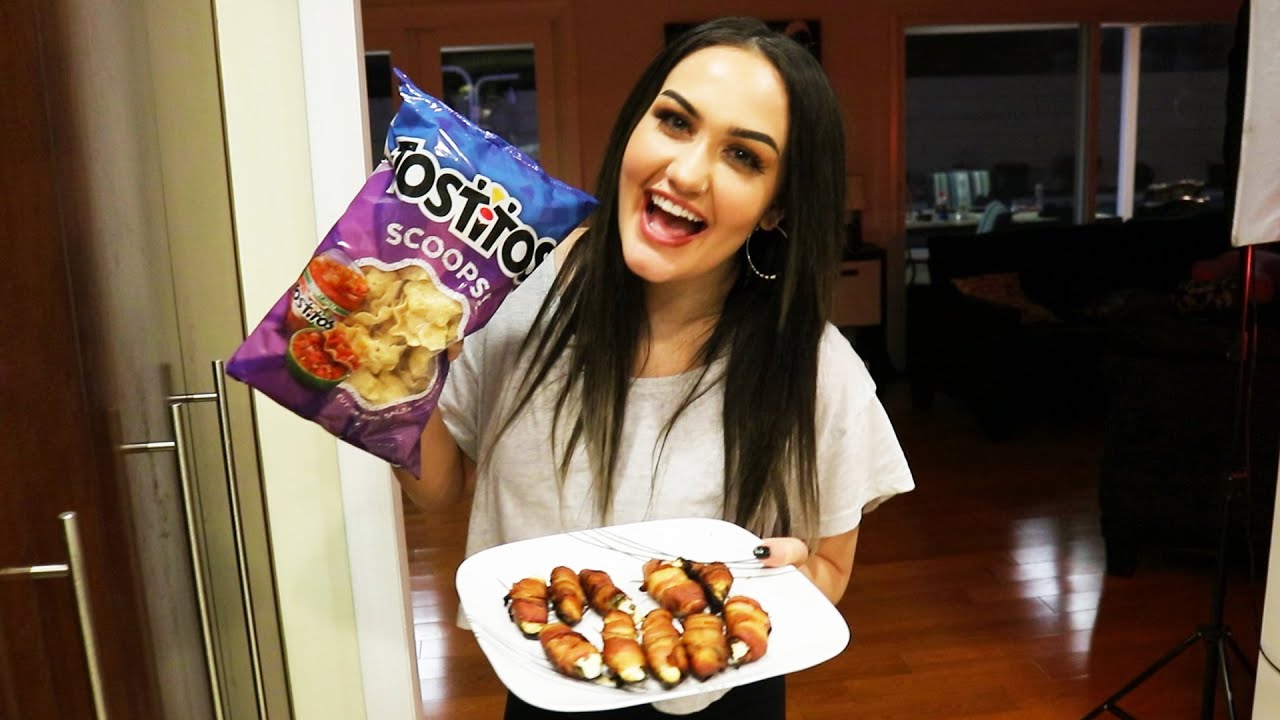 ROOMATES REACT TO MY COOKING