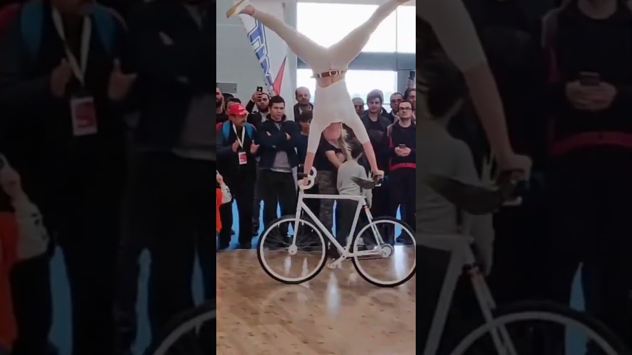 Handstand on a Bike 🤸&zwj;♂️ 🚴 Artistic Cycling