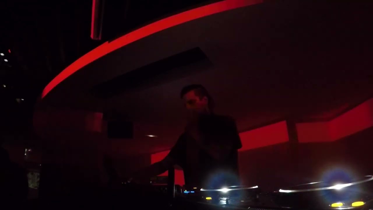 MACKINLAY @ BESTIAL BEACH CLUB BARCELONA 03/02/2023