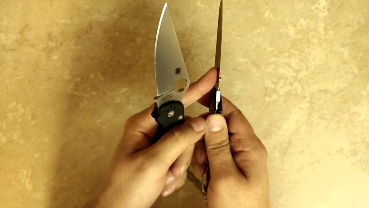 Spyderco Para 2 против Cold Steel Code 4, сравнительный обзор