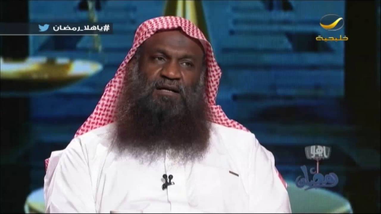 عادل الكلباني : إخراجي من الحرم بسبب أن هناك 