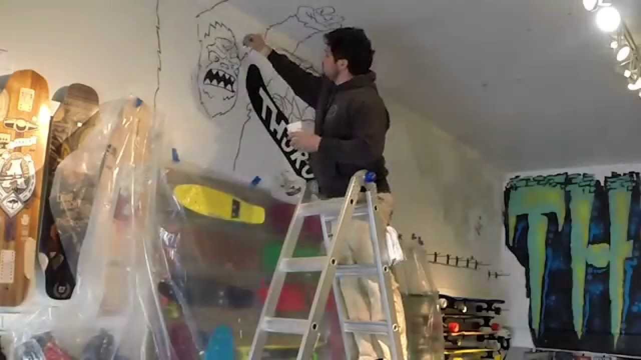 Matthew Perdoni - Muralist at Thuro Skate Shop