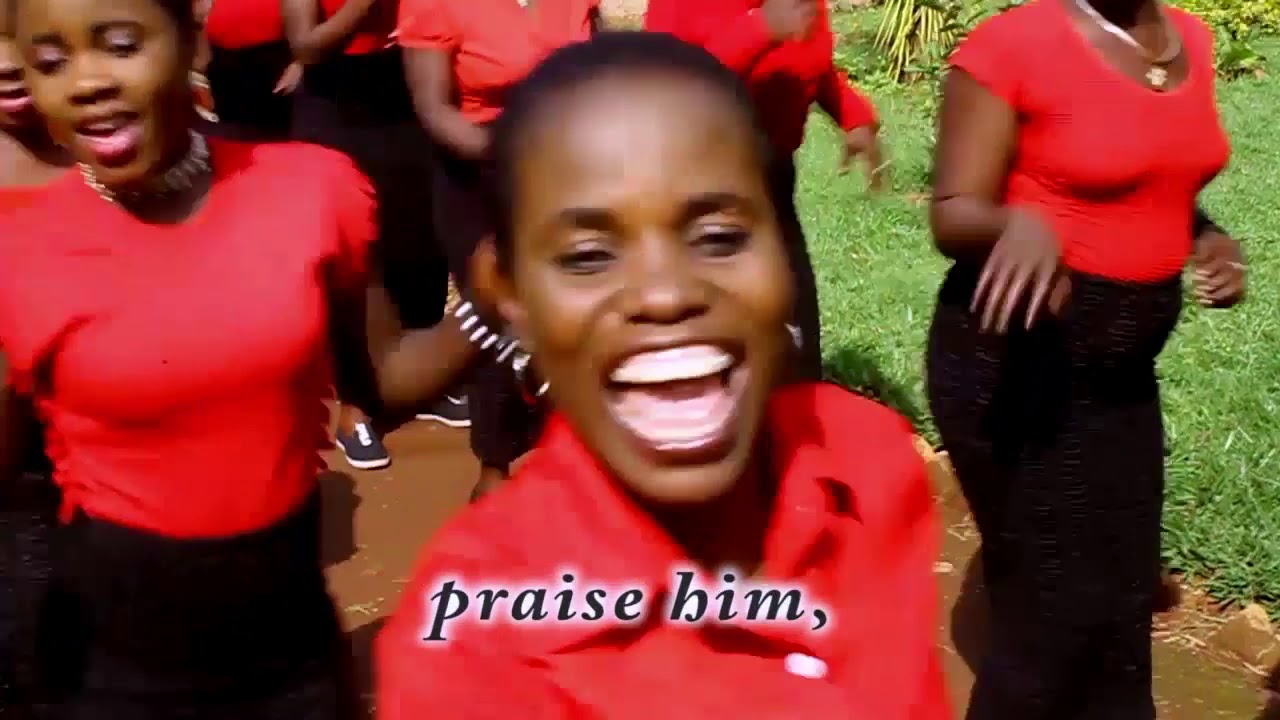 Louons le Seigneur by Kwaya ya mtakatifu Cécilia kinama gasorwe