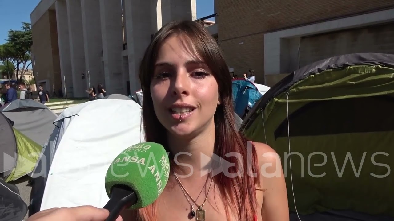 Caro affitti, le tende a La Sapienza per la mobilitazione degli universitari