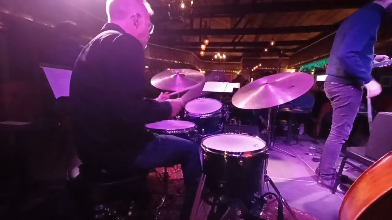 Drum solo live jazz drum cam jimflys2 - jim huwe  