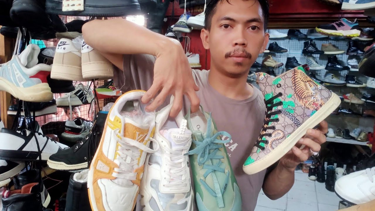 WOW ‼️DATANG LAGI SEPATU BRANDED MODEL TERBARU ADA DI PASAR PONCOL || KIOS BANG ROBI