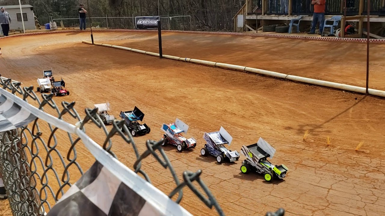 Minimus rc Sprint car racing