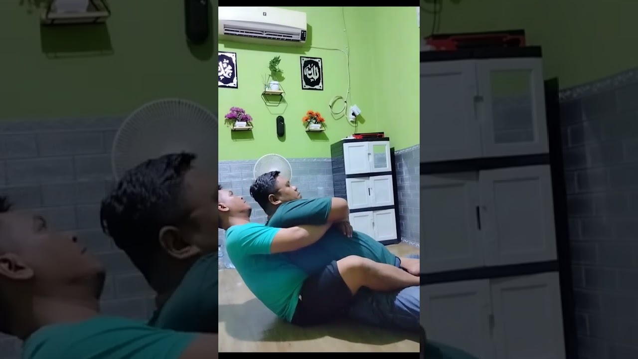 Sakit pinggang langsung hilang begitu di kretek di PIJAT KRETEK JAKARTA #bekam #kretek #pijat