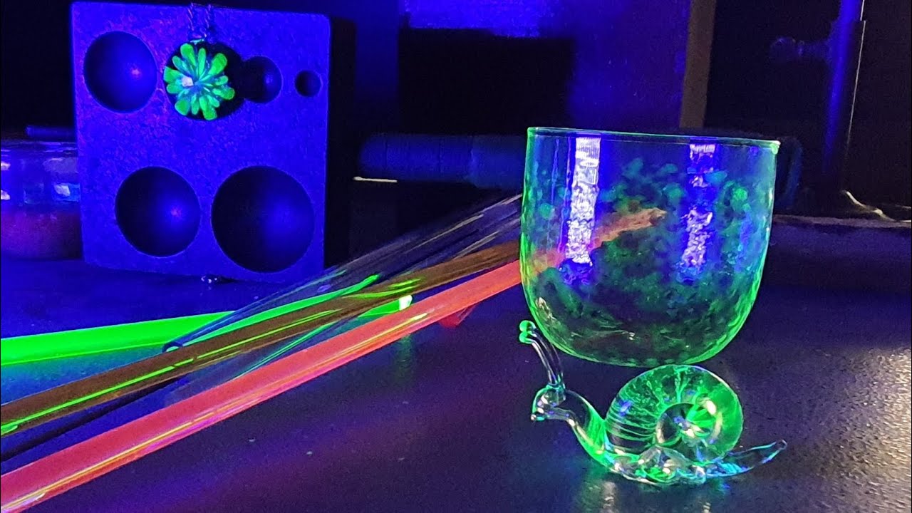 Soufflage d'un verre UV, au chalumeau