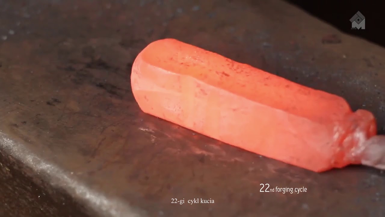 Wytwarzanie kopii historycznego sztyletu perskiego ze stali damasceńskiej