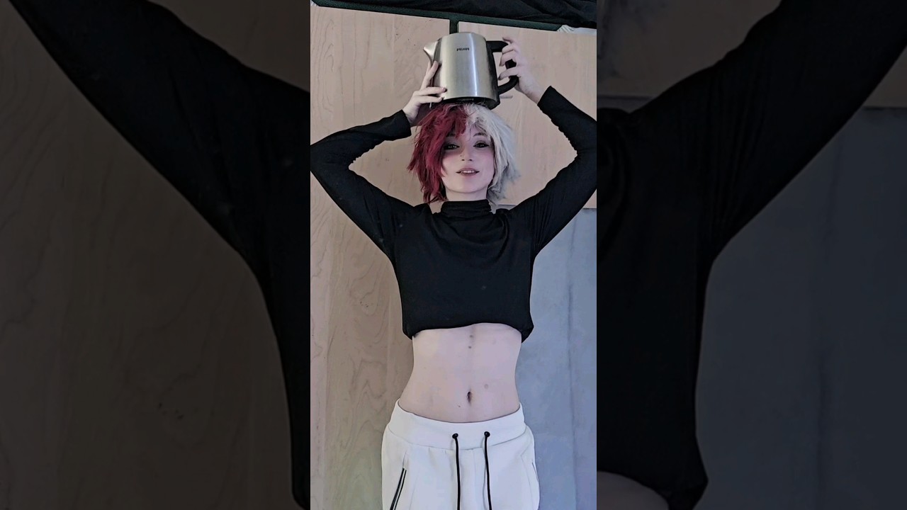 Teapot with Todoroki... hmm... #todoroki#cosplay#myheroacademia#dance#fyp#viral