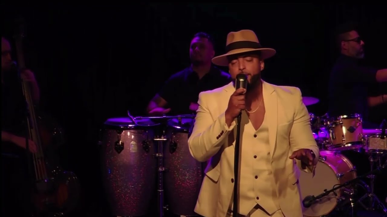 Víctor Andy Castillo”El Abogado de la Salsa “Un montón de Estrellas “Live 2026 #cubanmusic #salsa 