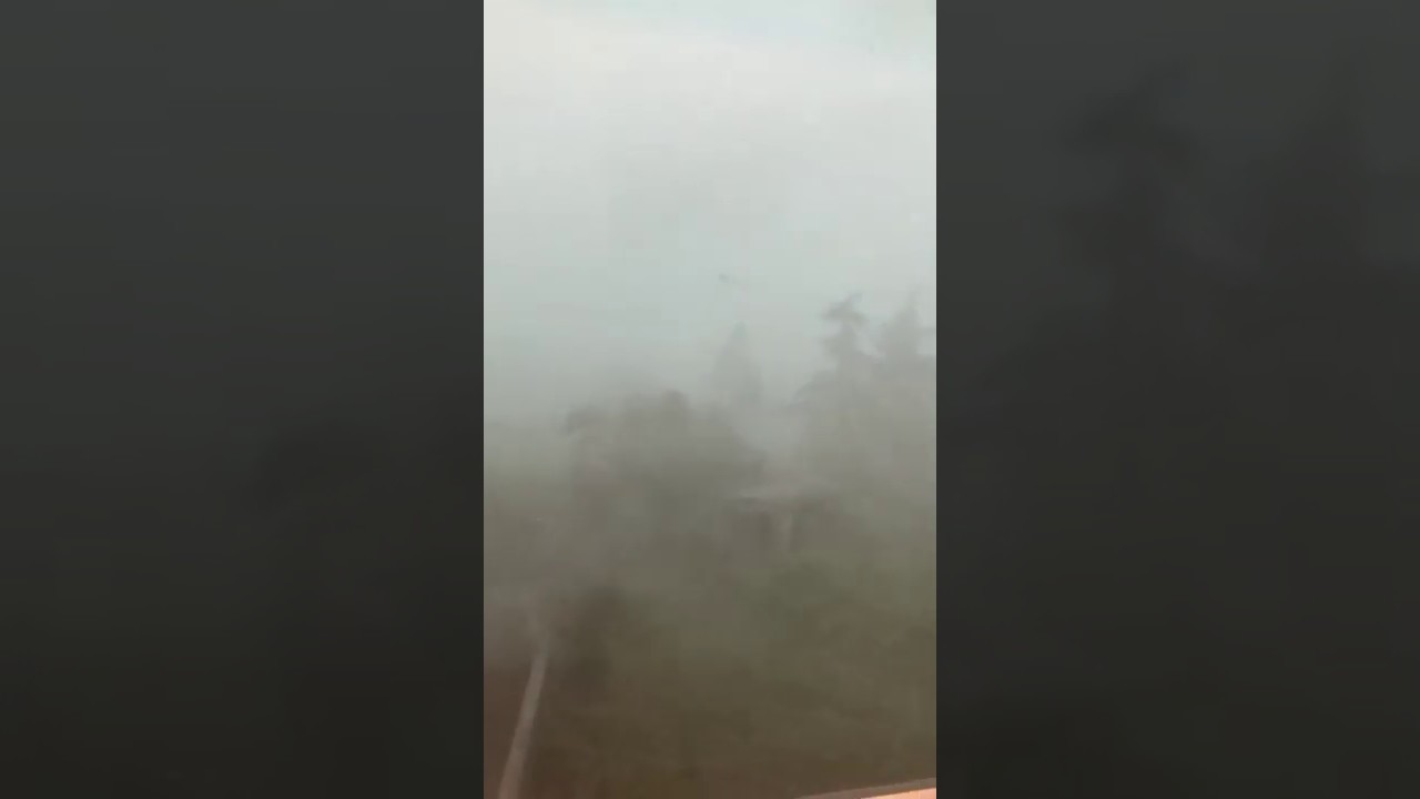 Huge storm takes roof off of house in Stara Zagora, Bulgaria