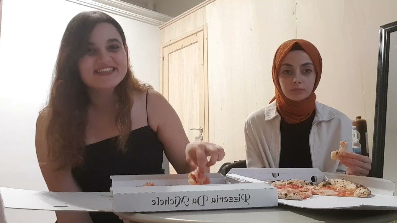 İTALYA'DA ERASMUS! EVİ NASIL BULDUK, VİZE SÜRECİ... MICHELE PIZZA MUKBANG