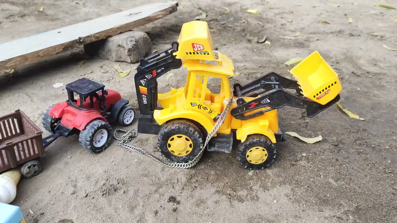 Tractor Gir Gaya! JCB Rescue Mission | Mini Truck Story 