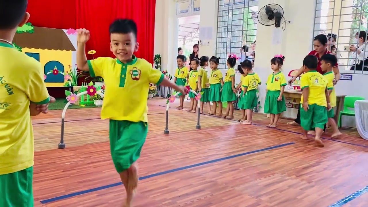 Dạy Hội giảng cấp thị xã: BÒ THẤP CHUI QUA CỔNG -GV: An Thị Mỹ Linh