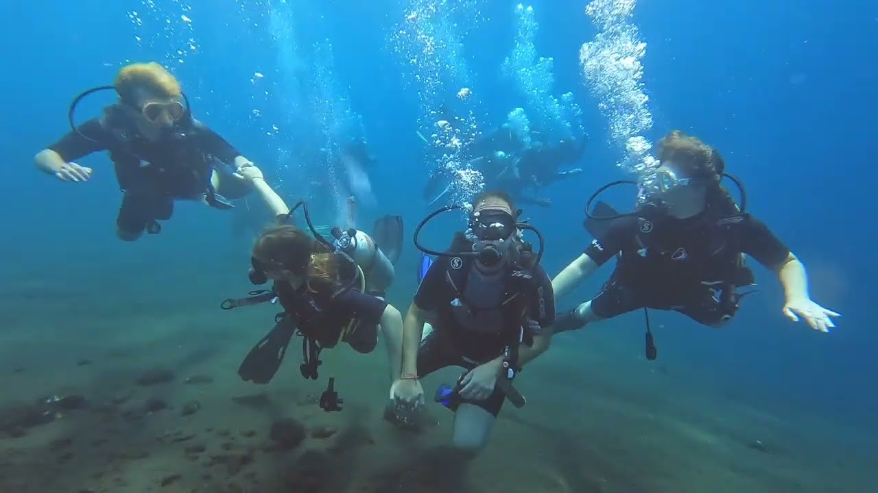Bapt&ecirc;me de plong&eacute;e Cyril Alix Vincent Tatiana Amed Bali Abyss
